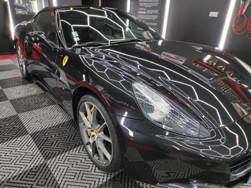 polissage pour voiture haut de gamme 