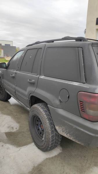 Lavage extérieur avec de la suie près de Calvisson dans le Gard