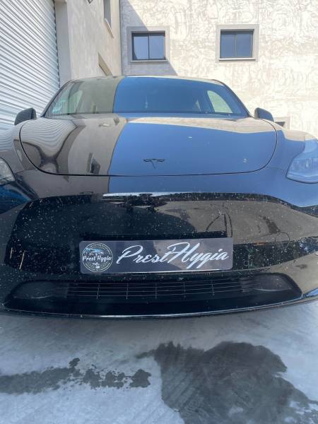 Lavage extérieur Tesla près de Nîmes